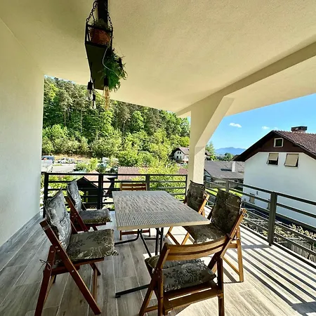 Sunny Apartment With A Big Terrace Апартаменты *